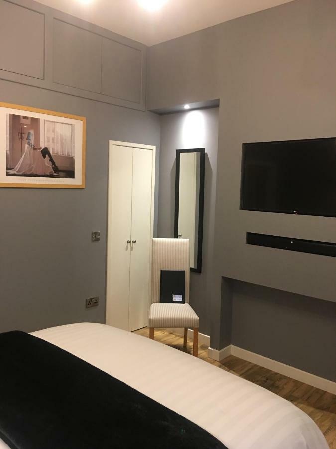 โรสเมาท์ บูทิก บีแอนด์บี Bed & Breakfast ลานาร์ก ภายนอก รูปภาพ